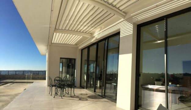 pergola technal dans gers