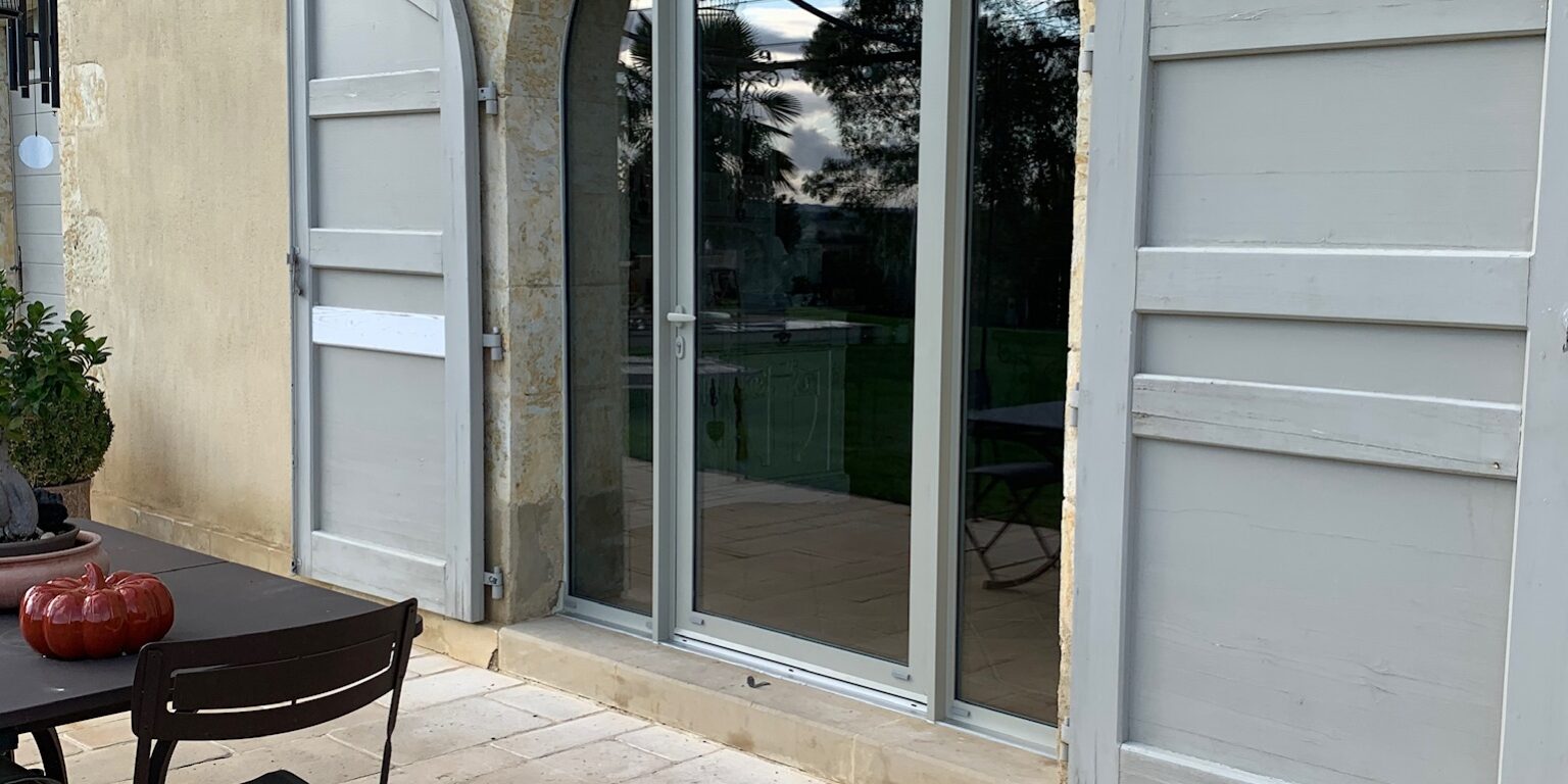 porte menuiserie auch 32