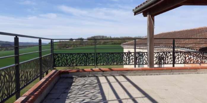 menuisier garde corps auch