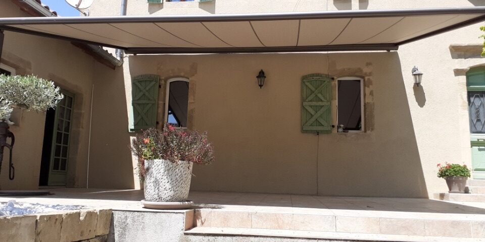 store extérieur auch menuisier