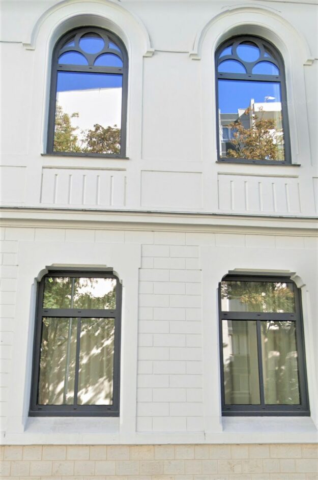 fenetre menuiserie auch