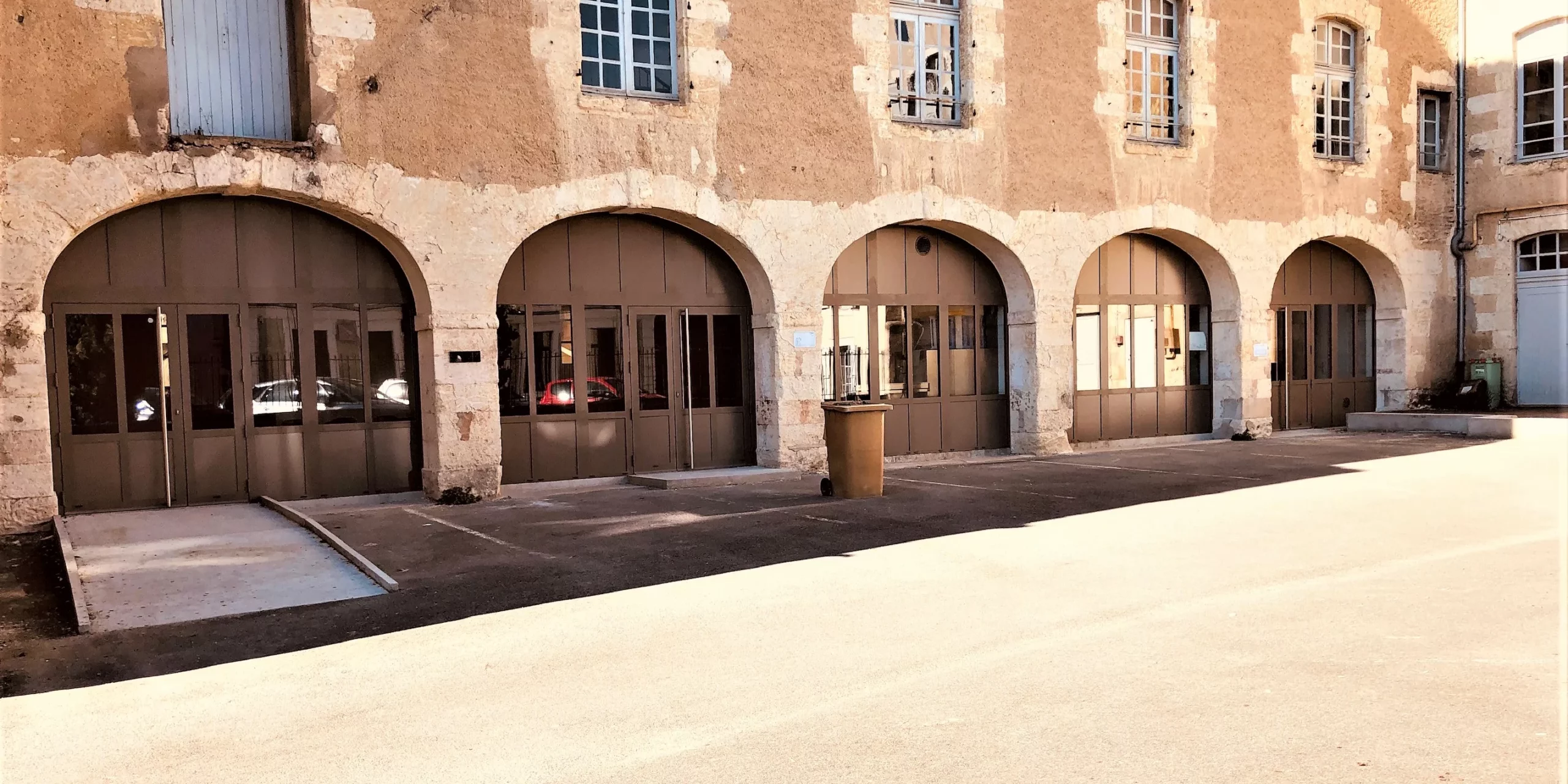 menuiserie fenetre auch