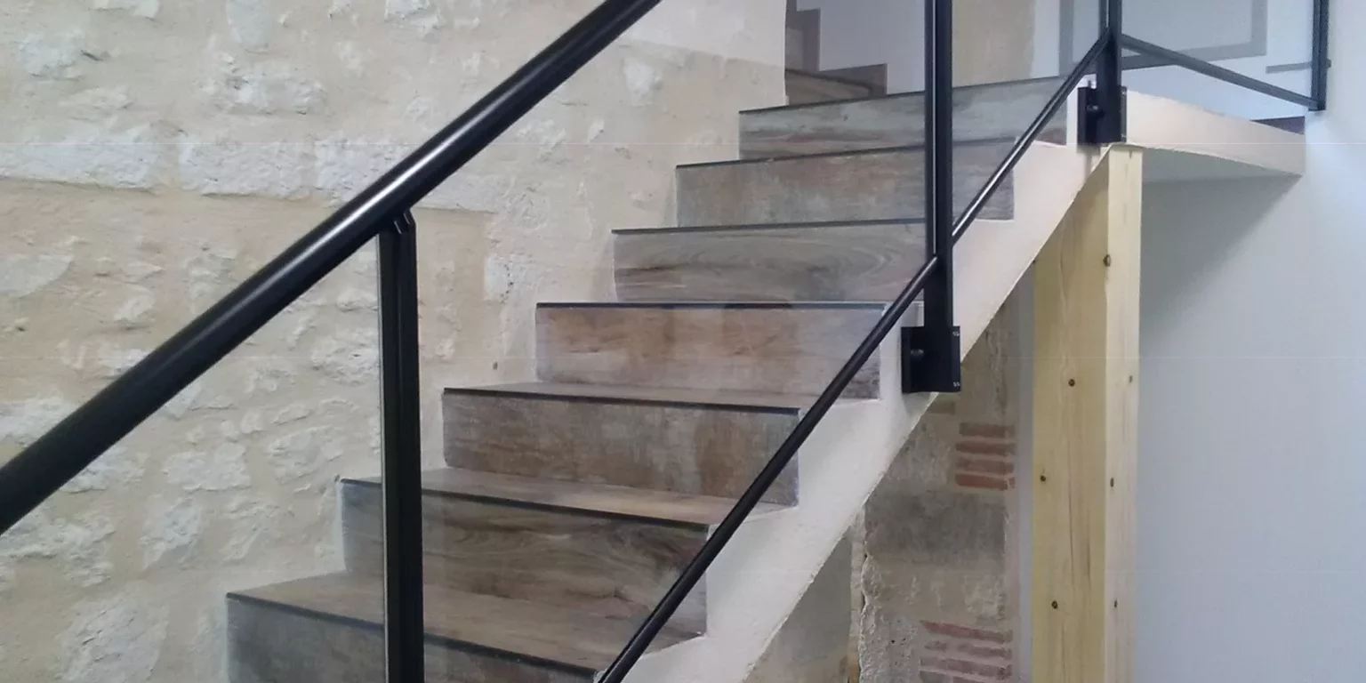 garde corps menuiserie auch