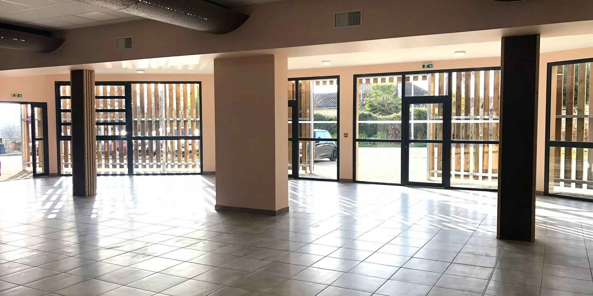 fenetre menuiserie auch