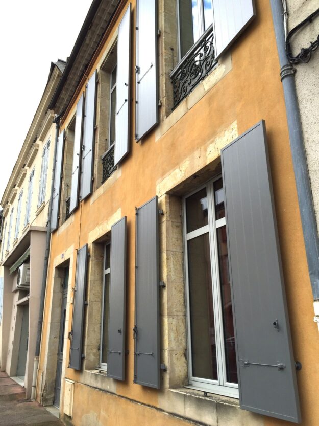 menuiserie gers volet battant