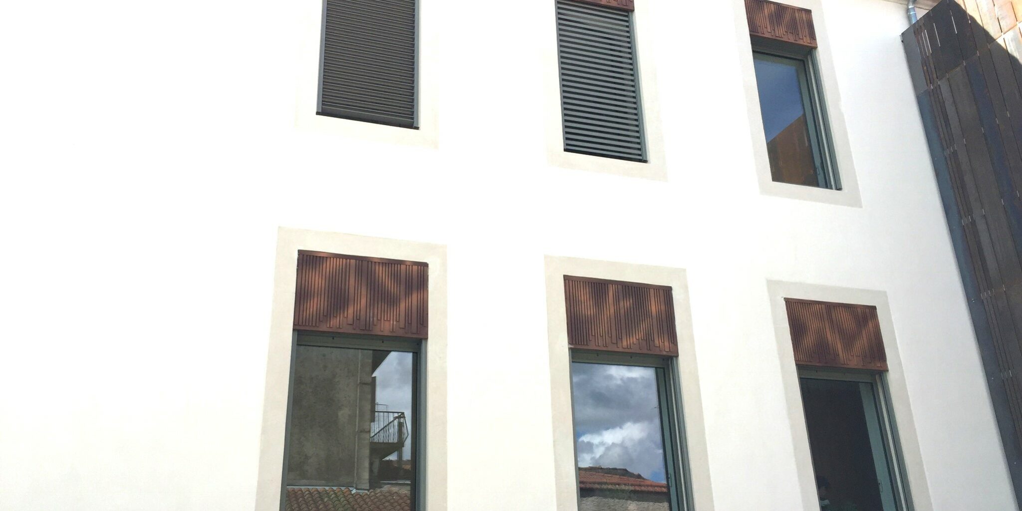 Installation fenêtres aluminium Auch