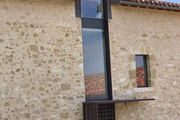 fenetre menuiserie auch