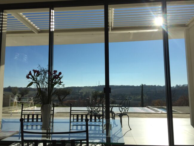 Fabricant baie vitrée coulissante Gers