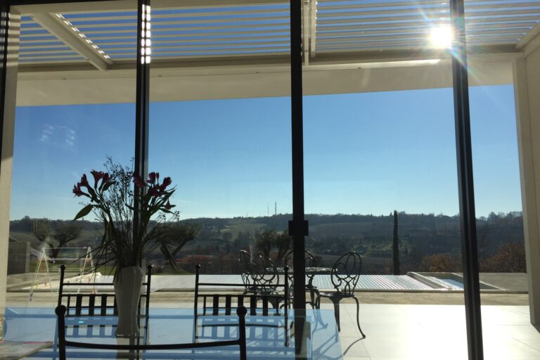 Fabricant baie vitrée coulissante Gers