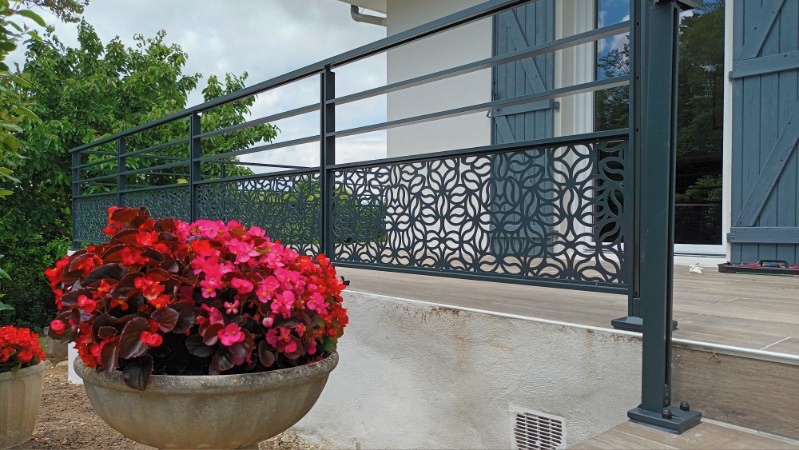 garde corps menuiserie auch