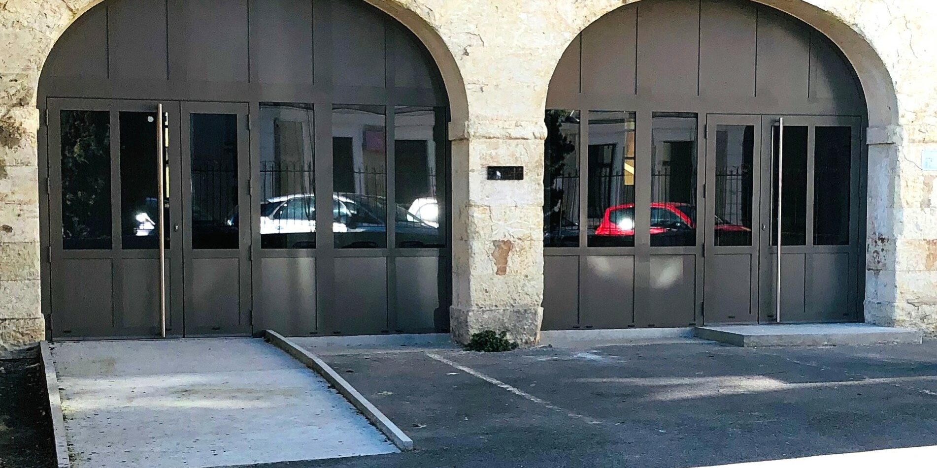 menuiserie porte fenetre auch gers 32