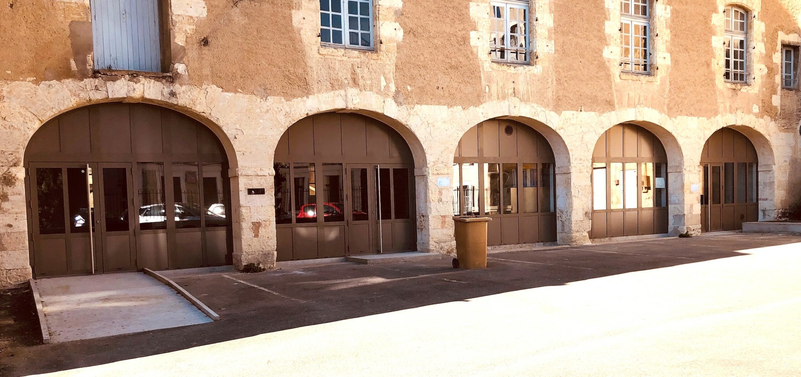 menuiserie porte fenetre auch gers