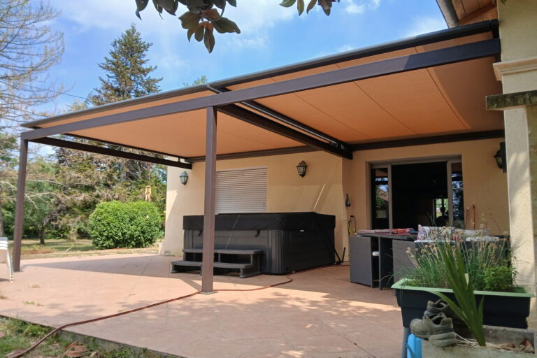 menuiserie auch gers store pergola